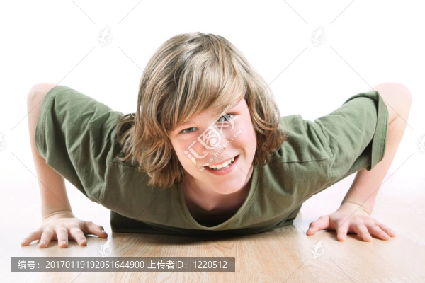 十幾歲的男孩