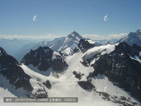 雪山