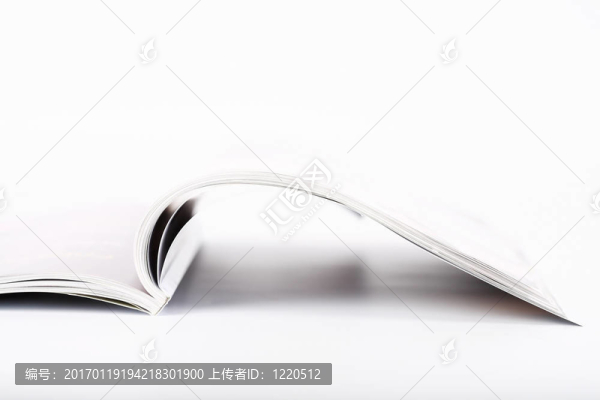 打開雜志