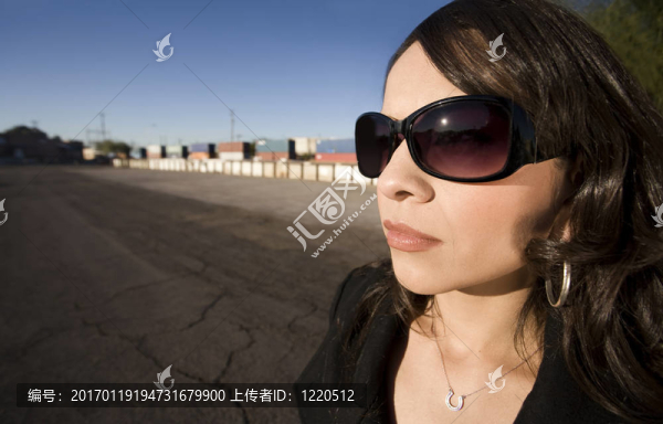 漂亮的Hispanic,Woman