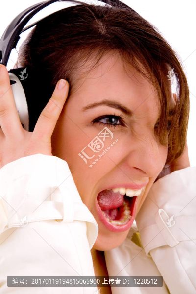 側(cè)位姿式尖叫聲