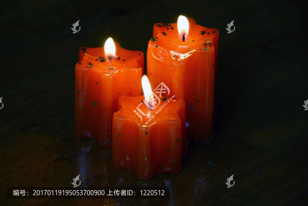 燃燒的蠟燭