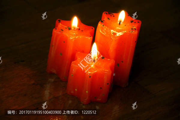 燃燒的蠟燭