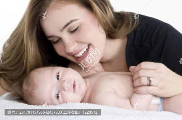 母親和嬰兒