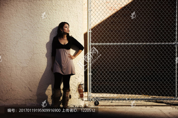 女人的陰影-匯圖網(wǎng) www.fosd68.com 女人的陰影