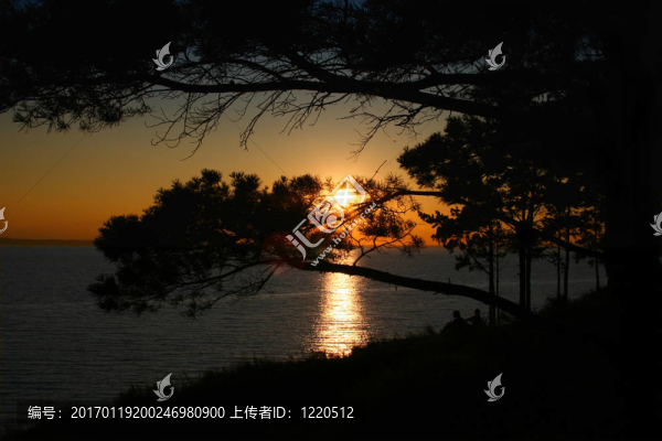 河