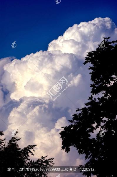 路過Thunder,Head,Cloud