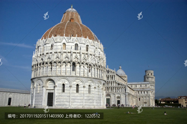 比薩塔和教堂；意大利