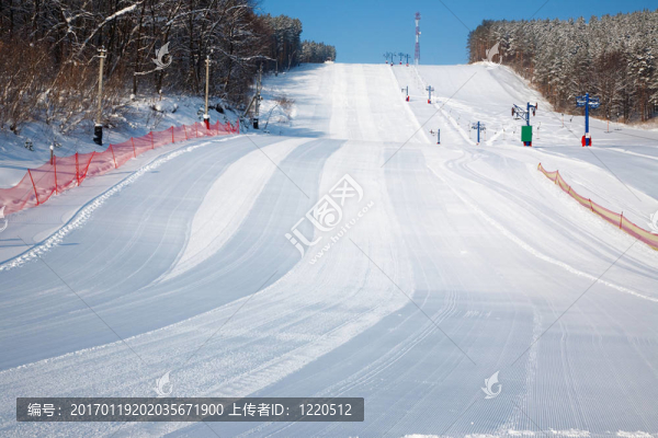 高山滑雪勝地-匯圖網(wǎng) www.fosd68.com 高山滑雪勝地
