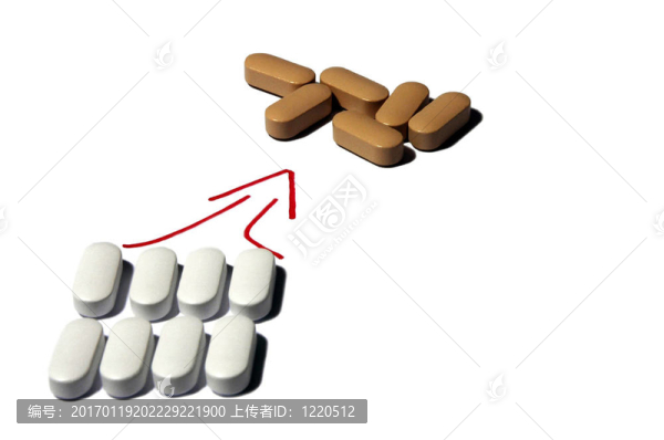 醫(yī)藥維生素丸；白丸組準備組織進攻，褐色的藥丸