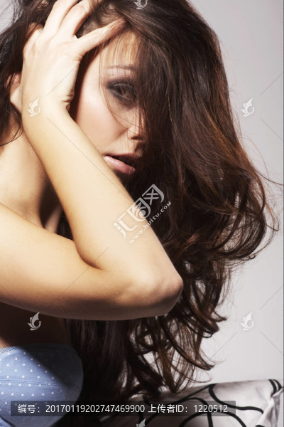年輕的preatty女人
