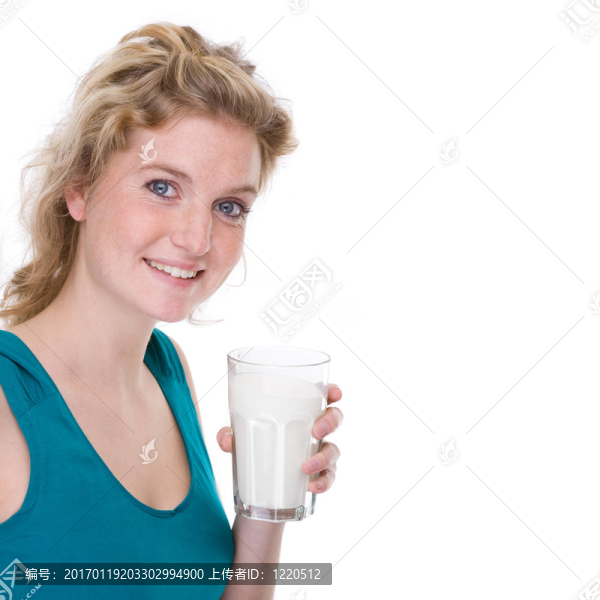 一杯牛奶