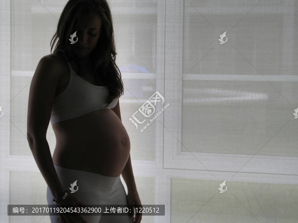 懷孕的女人