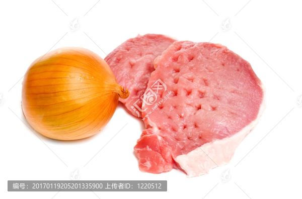 生肉和洋蔥鱗莖
