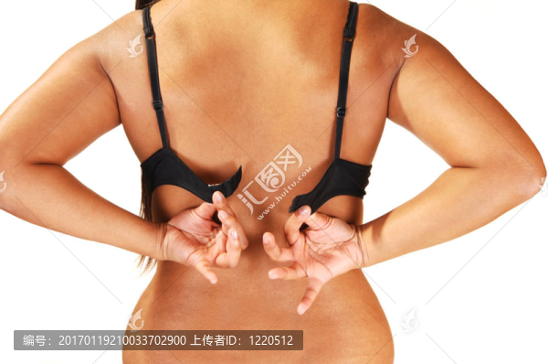 穿胸罩的女人。