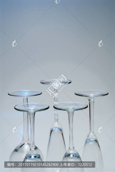 酒杯底部