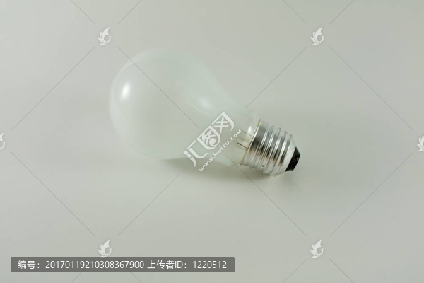 白色的燈泡-匯圖網(wǎng) www.fosd68.com 白色的燈泡