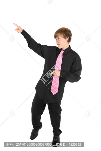 十幾歲的男孩跳舞