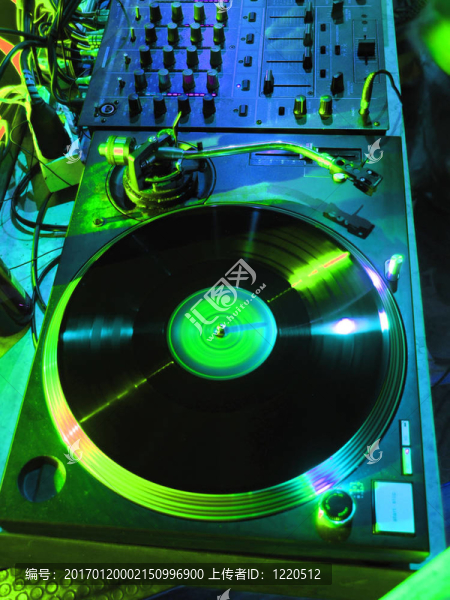 準(zhǔn)備好的DJ
