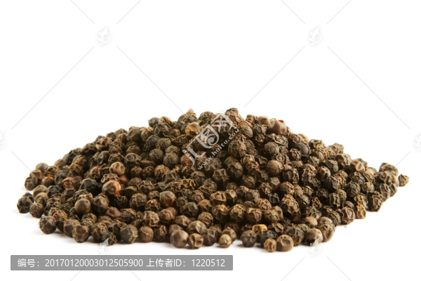 大量的黑胡椒