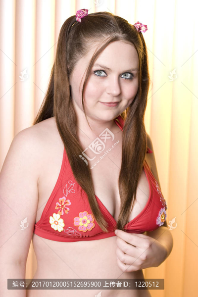 熾熱的比基尼-匯圖網(wǎng) www.fosd68.com 熾熱的比基尼