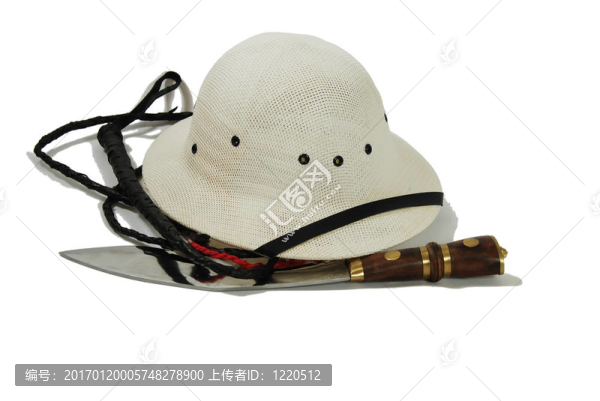 獵刀；鞭和遮陽帽