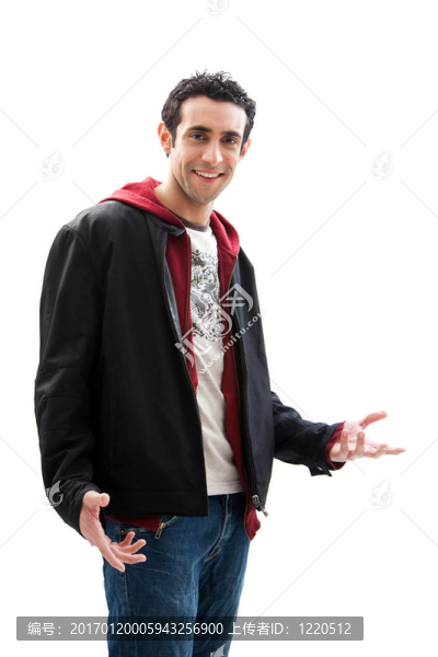 英俊的家伙開著的手