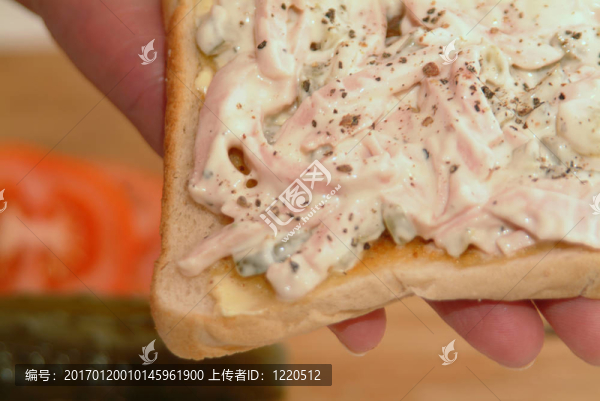 自制燙傷香腸沙拉