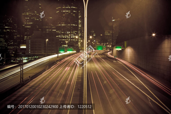 市區(qū)交通堵塞