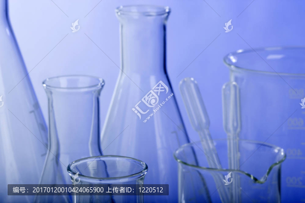實驗室各種玻璃器皿