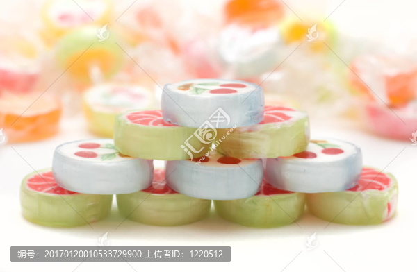 彩色糖糖果金字塔