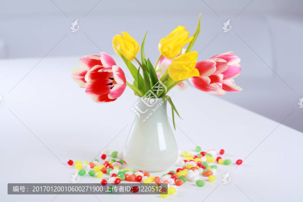 郁金香花瓶