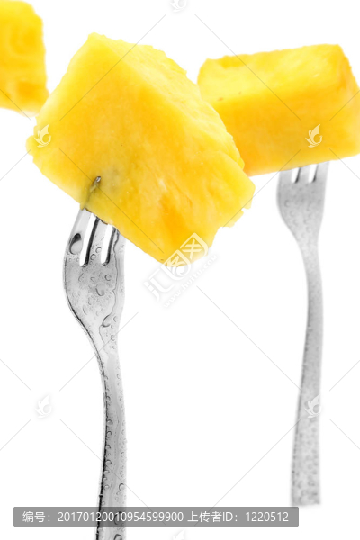 叉子上的菠蘿