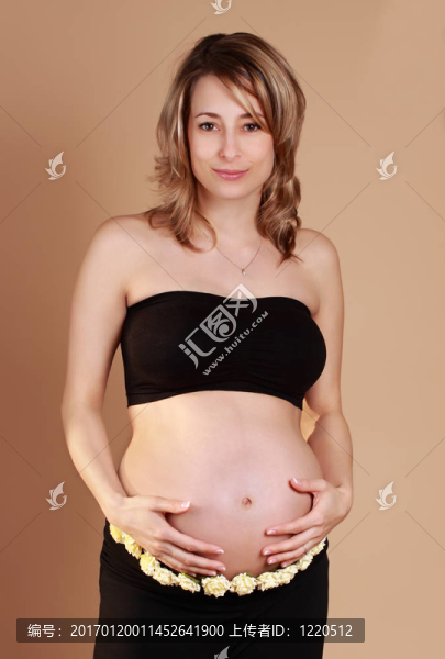 懷孕的女人-匯圖網(wǎng) www.fosd68.com 懷孕的女人