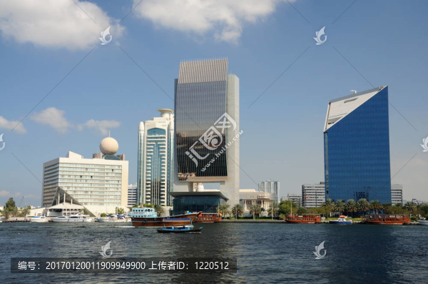 迪拜河現(xiàn)代建筑