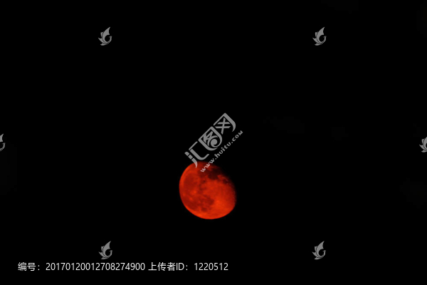 紅色的月亮升起