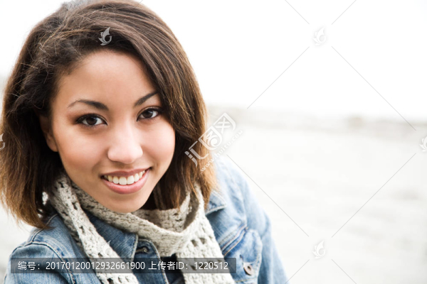 美麗的非洲裔美國婦女