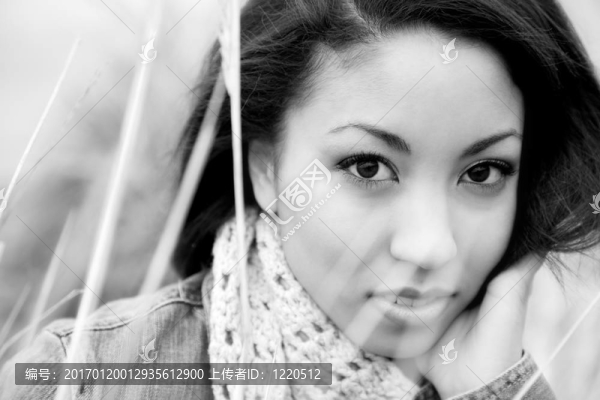 美麗的非洲裔美國(guó)婦女