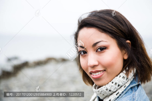 美麗的非洲裔美國(guó)婦女