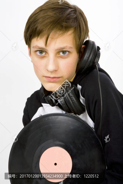 DJ