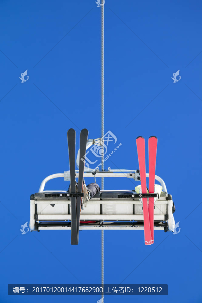 滑雪纜車