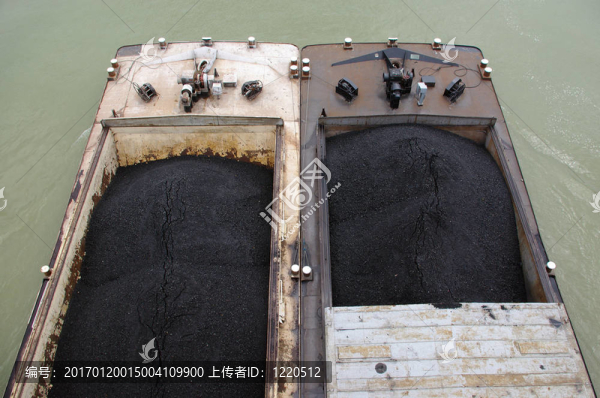 兩駁船