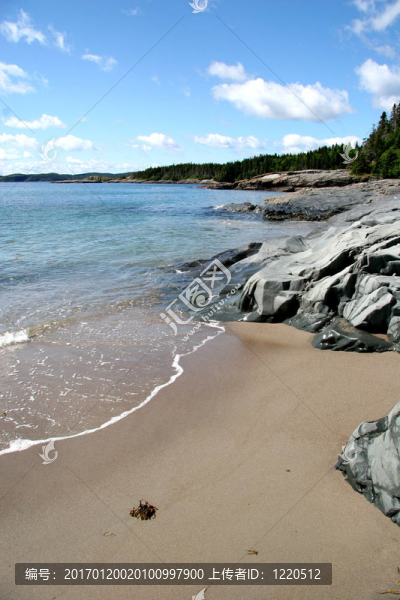 在紐芬蘭島農(nóng)村的沙灘-匯圖網(wǎng) www.fosd68.com 在紐芬蘭島農(nóng)村的沙灘