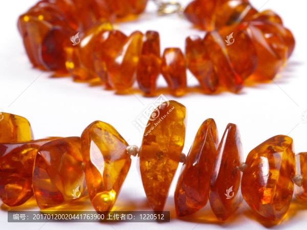 琥珀珠