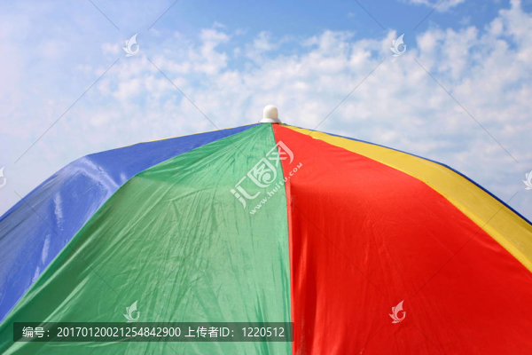摘要陽(yáng)傘