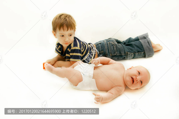 兄弟姐妹白