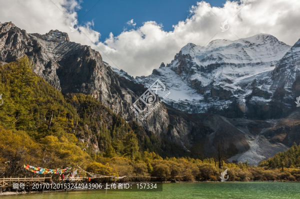亞丁神山