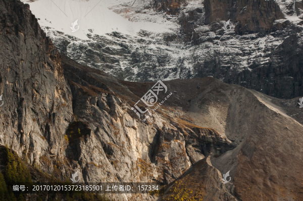 稻城亞丁神山
