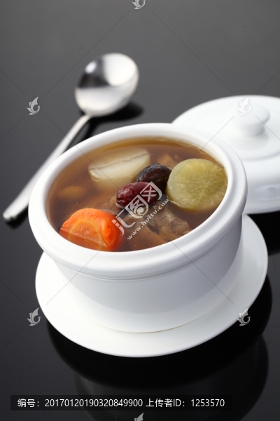 韓式牛尾湯