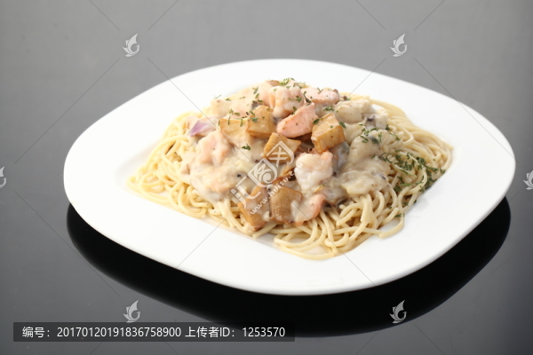 海鮮蘑菇燴意粉